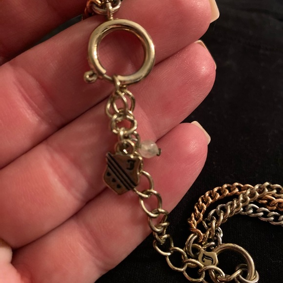 3 chain attached multi colored necklace. - Picture 6 of 7